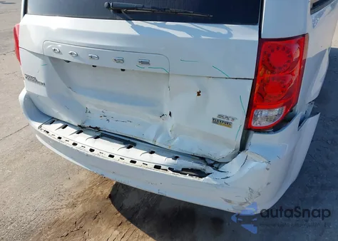 2014 Dodge Grand Caravan Sxt z USA, uszkodzony, nr VIN 2C4RDGCG8ER181911